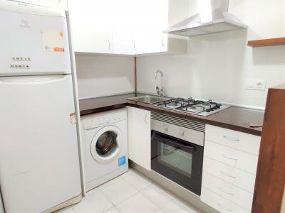 Appartement te huur in Barcelona Tinent Flomesta - Rambla De Badal