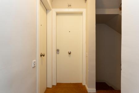 Estudio en alquiler temporal con cama doble en Sarrià-Sant Gervasi