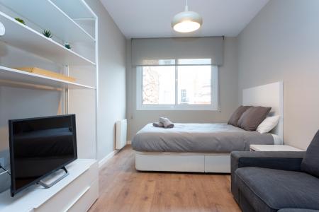 Estudio en alquiler temporal con cama doble en Sarrià-Sant Gervasi