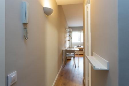 Estudio en alquiler temporal con cama doble en Sarrià-Sant Gervasi