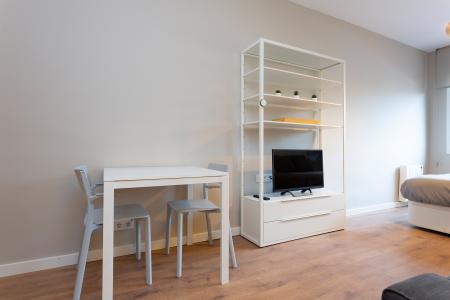 Estudio en alquiler temporal con cama doble en Sarrià-Sant Gervasi