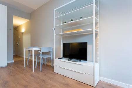 Estudio en alquiler temporal con cama doble en Sarrià-Sant Gervasi