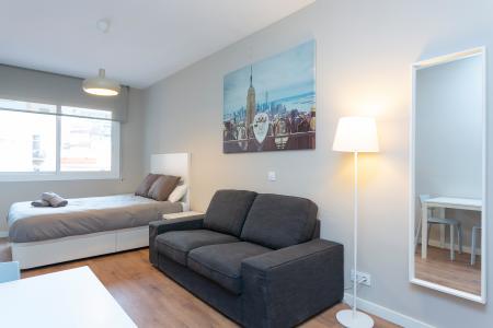 Estudio en alquiler temporal con cama doble en Sarrià-Sant Gervasi