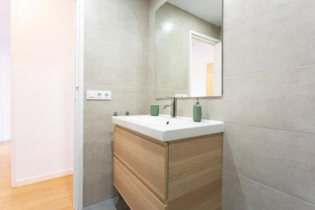 Piso en alquiler en Rambla Badal - Constitució