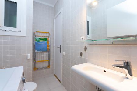 Estudio con cama doble y un precioso balcón en Sarrià