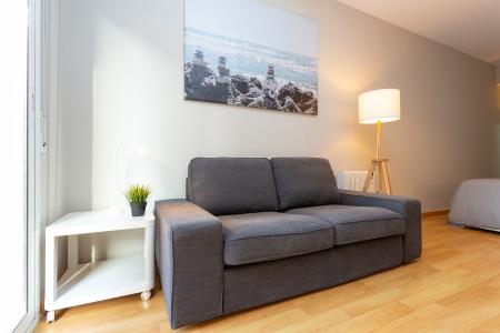 Estudio con cama doble y un precioso balcón en Sarrià