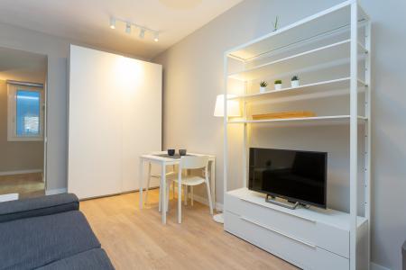 Estudio en alquiler temporal con cama doble en Sarrià