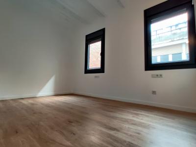 Appartement te huur in Barcelona Artesania - Via Julia