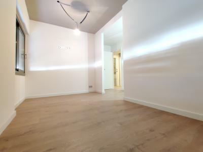 Wohnung zur Miete in Barcelona Avinguda Paral·lel - Poeta Cabanyes