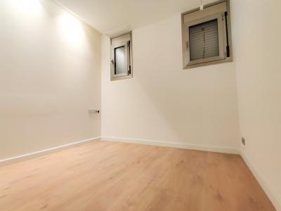 Wohnung zur Miete in Barcelona Avinguda Paral·lel - Poeta Cabanyes