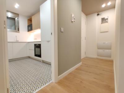 Wohnung zur Miete in Barcelona Avinguda Paral·lel - Poeta Cabanyes