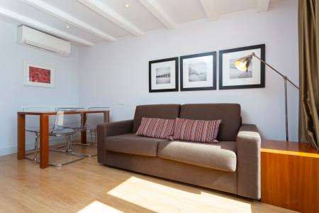 Appartement te huur in Barcelona Pare Laínez - Sardenya