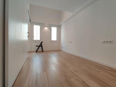 Appartement te huur in Barcelona Ronda Universitat - Balmes