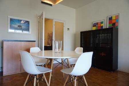 Appartamento in Affitto a Barcelona Pau Claris - Provença