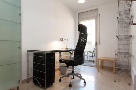 Appartement te huur in Barcelona Espronceda - Garcia Faria