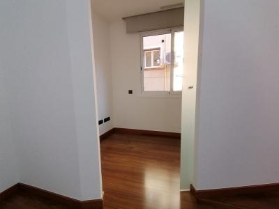 Piso en Alquiler en Barcelona Sostres - Arnold Schönberg