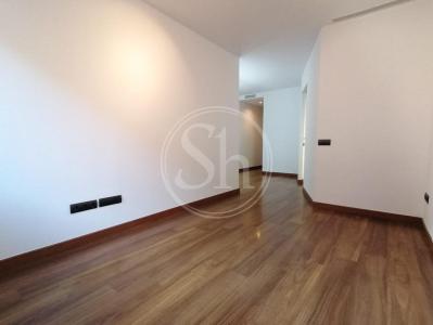 Piso en Alquiler en Barcelona Sostres - Arnold Schönberg