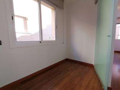 Piso en Alquiler en Barcelona Sostres - Arnold Schönberg