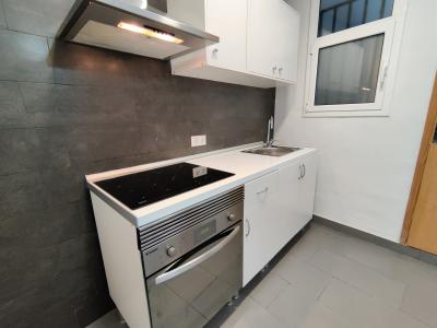 Appartamento in Affitto a Barcelona Sant Bertrán - Om