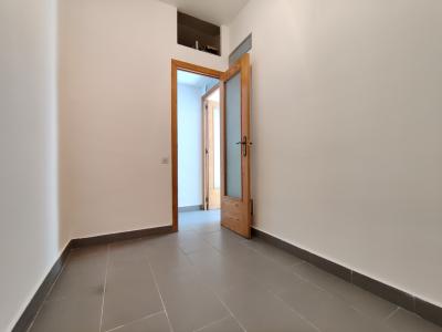 Appartamento in Affitto a Barcelona Sant Bertrán - Om