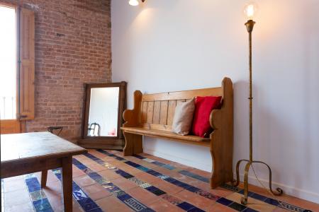 Piso bohemio en pleno barrio del Raval