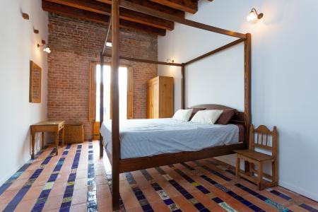 Piso bohemio en pleno barrio del Raval