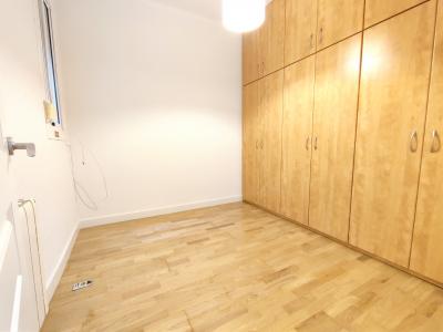 Piso en Alquiler en Barcelona Aragó - Calabria