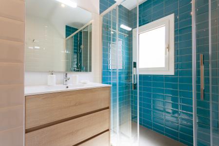 Ático de alquiler en la Dreta del Eixample con terraza