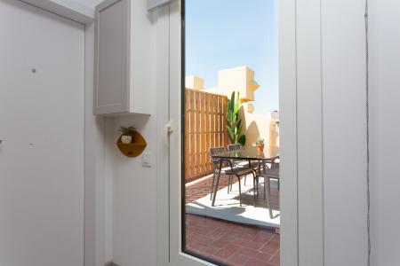 Ático de alquiler en la Dreta del Eixample con terraza
