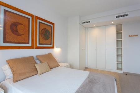 Piso de 2 habitaciones con terraza y piscina