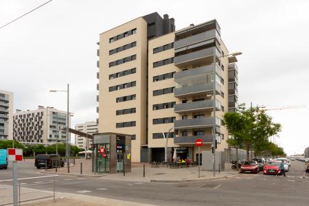 Piso de 2 habitaciones con terraza y piscina