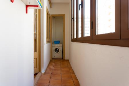 Si affitta appartamento in via Due I Mata con Av. Sarriá