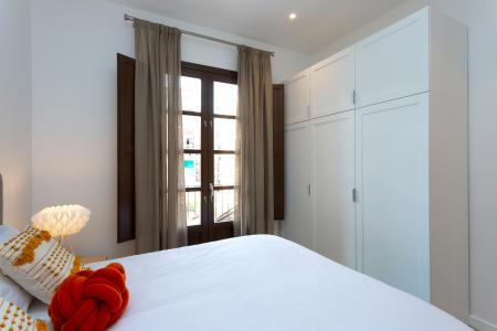 Appartement te huur in Barcelona Consell De Cent - Dos De Maig