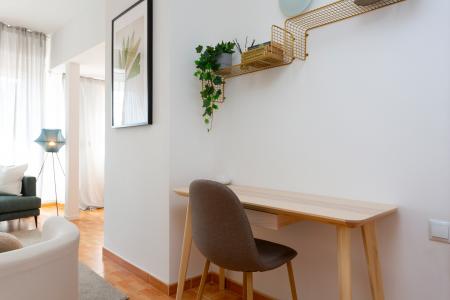 Appartement te huur in Barcelona Mare De Deu De Montserrat - Guinardó