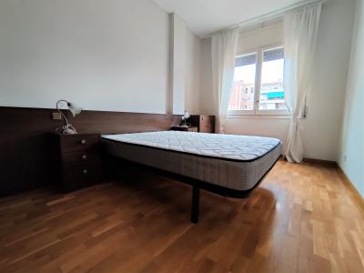 Wohnung zur Miete in Barcelona Marina - Industria
