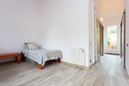 Unifamiliar adosada te huur in Barcelona Sant Tomàs - Palafox (special Condition)