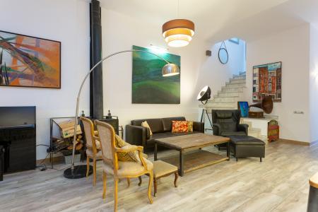 Unifamiliar adosada te huur in Barcelona Sant Tomàs - Palafox (special Condition)