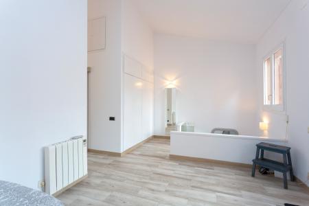 Unifamiliar adosada te huur in Barcelona Sant Tomàs - Palafox (special Condition)