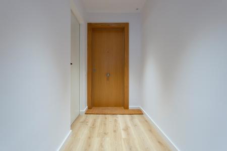 Pis en Lloguer a Barcelona Camelies - Escorial (10 Months Minimum)