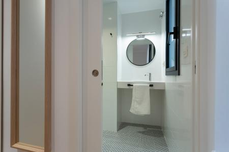 Pis en Lloguer a Barcelona Camelies - Escorial (10 Months Minimum)