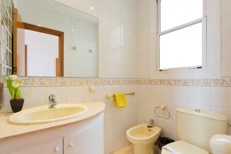 Appartement te huur in Barcelona Cabanes - Paral-lel
