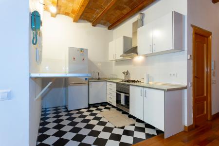 Piso de una habitación con balcón y WiFi