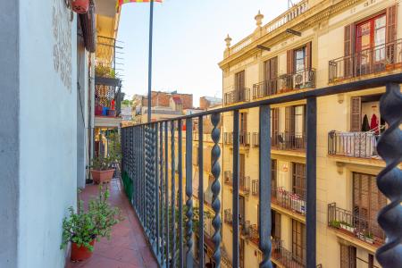 Piso de una habitación con balcón y WiFi