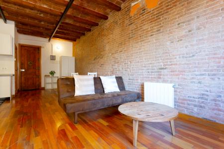 Piso de una habitación con balcón y WiFi