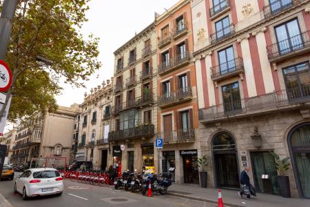 Piso con vistas a La Rambla de alquiler temporal