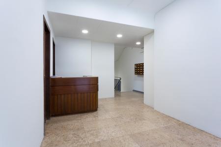 Appartement te huur in Barcelona Neptú - Luis Antunez