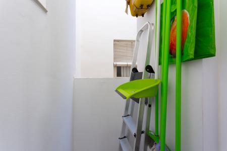 Appartement te huur in Barcelona Neptú - Luis Antunez