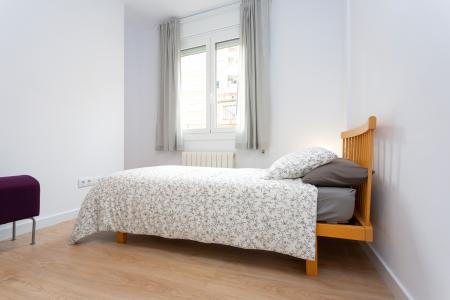 Appartement te huur in Barcelona Neptú - Luis Antunez