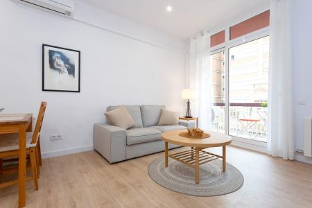 Appartement te huur in Barcelona Neptú - Luis Antunez