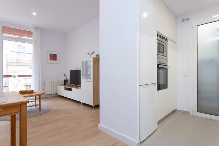 Appartement te huur in Barcelona Neptú - Luis Antunez